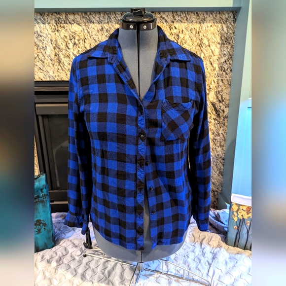 Royal Blue Buffalo Plaid Button Down - XL - Picture 1 of 5